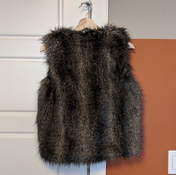 Mexx Faux Fur Vest - Picture 2 of 2